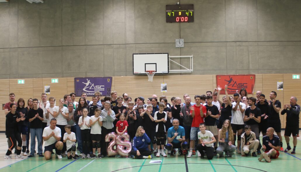 Abschlussfoto nach 28h Tchoukball von Ira Winkler